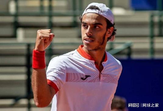 瓦兰丘纳斯 瓦兰丘纳斯